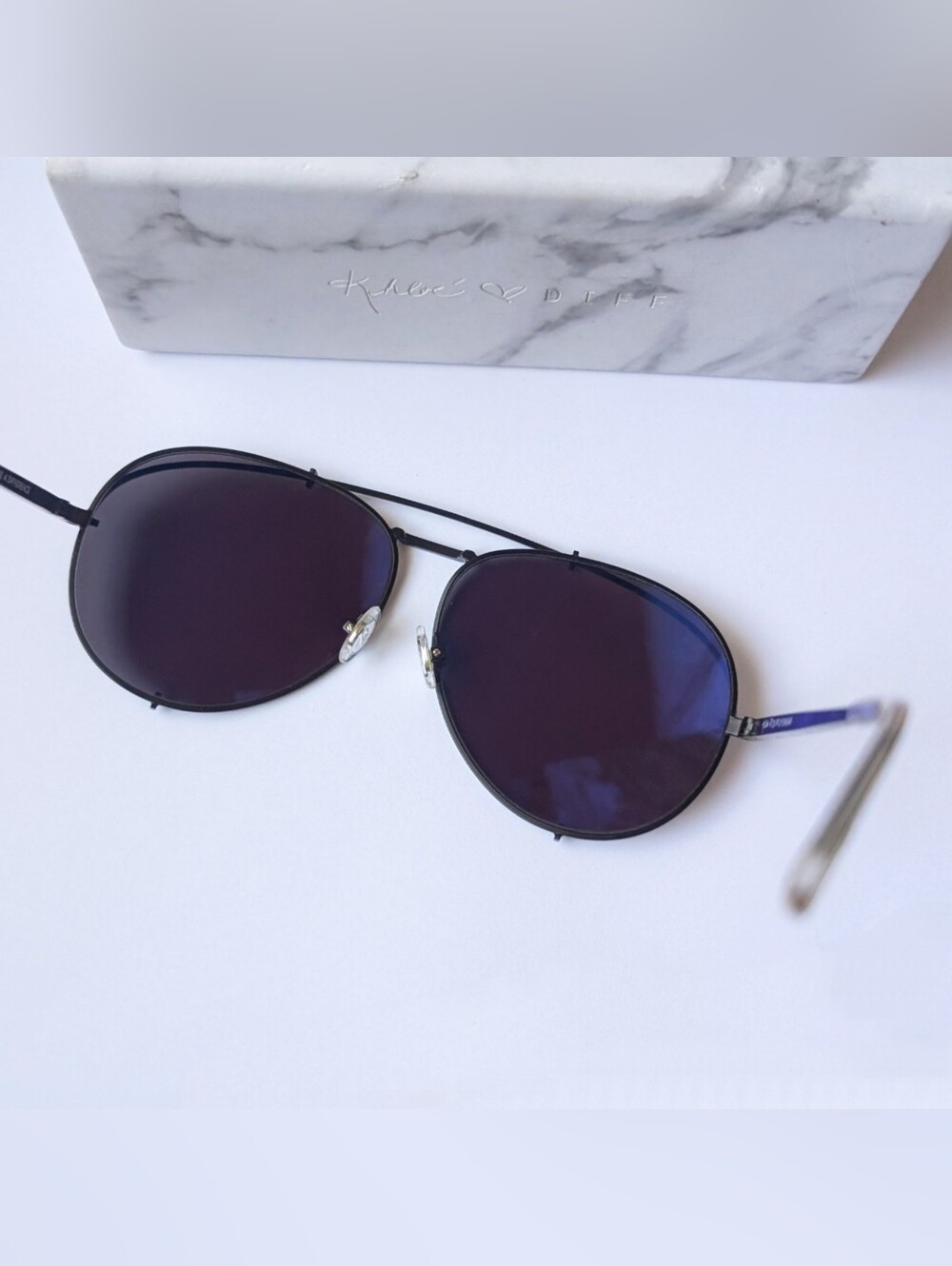 Khloe Kardashian x DIFF Koko sunglasses Aviator Matte Black Blue Gradient - Picture 3 of 5